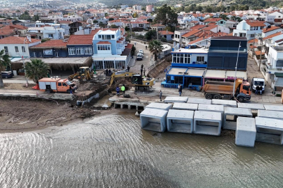��zmir Yeni Foça’da taşkın kabusu sona erdi