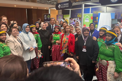 Bilecik Pazaryeri standı zirvede yoğun ilgi gördü
